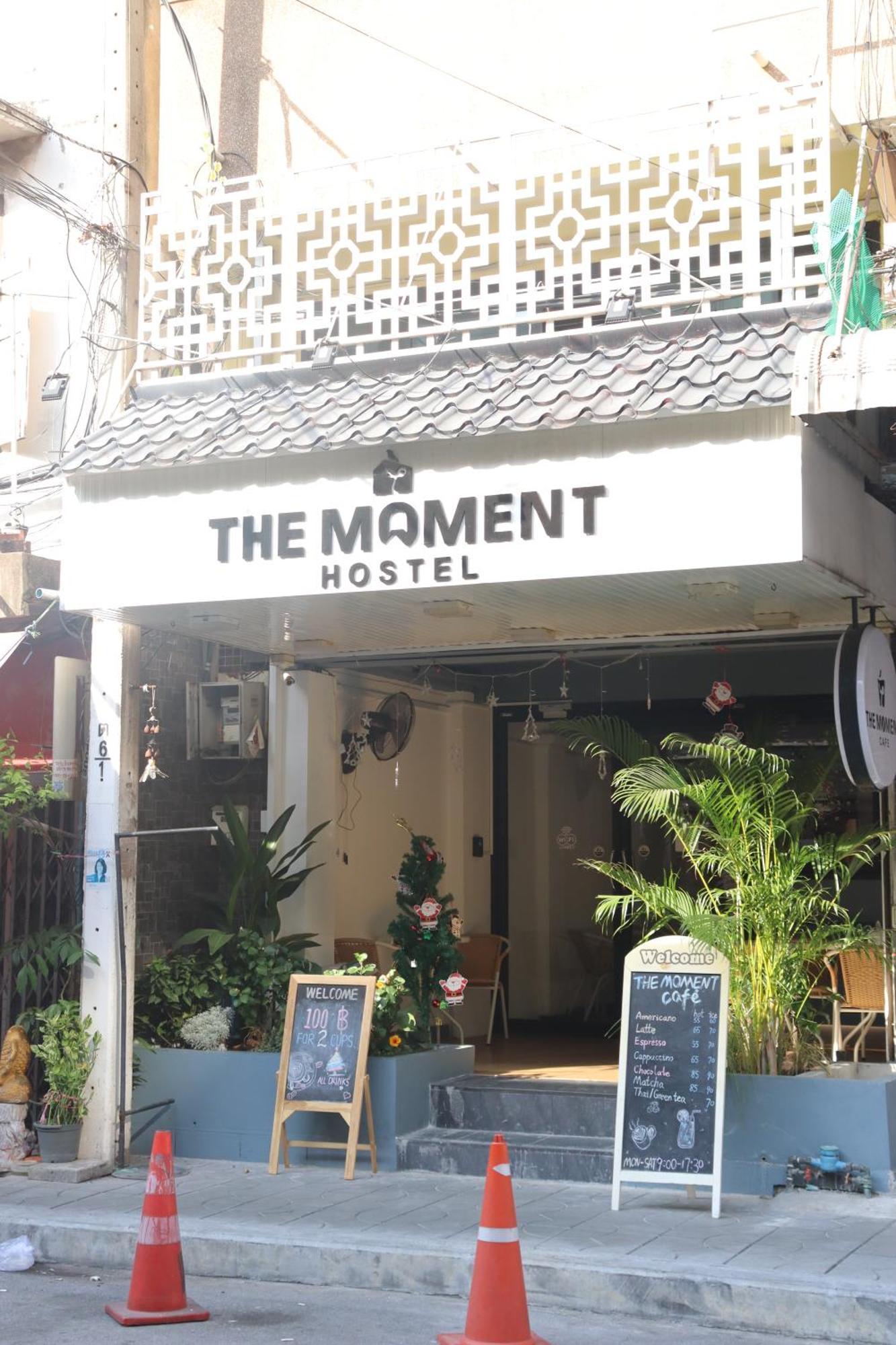 Asrama The Moment Bangkok